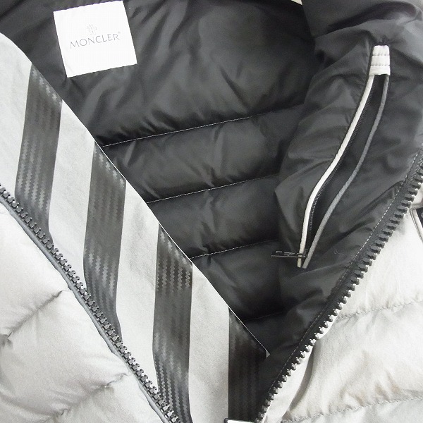 実際に弊社で買取させて頂いたMONCLER×OFF-WHITE/モンクレール×オフホワイト 16-17AW DINARD グラデーションダウンジャケット 2の画像 5枚目