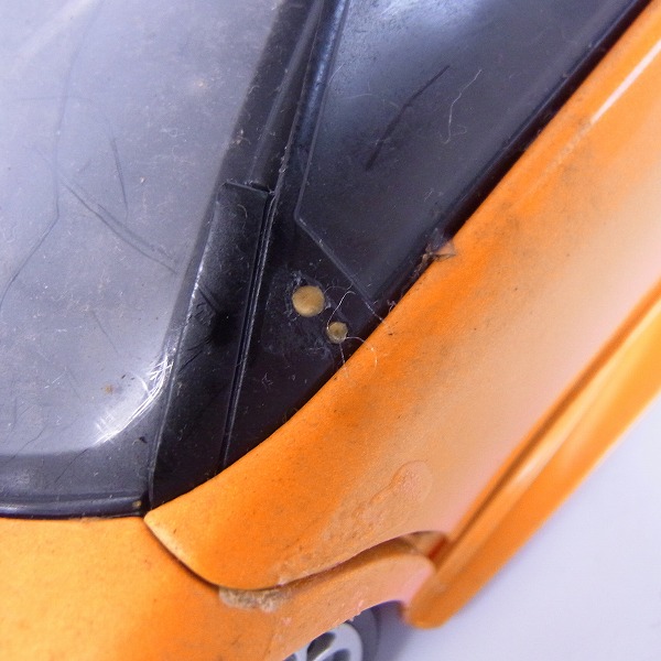 実際に弊社で買取させて頂いた【ジャンク】AUTOart/オートアート 1/18 ランボルギーニ ムルシエラゴ コンセプト オレンジの画像 6枚目