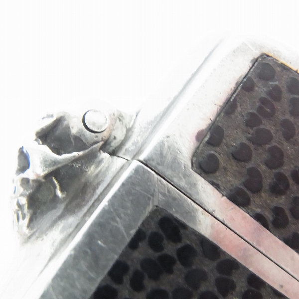 実際に弊社で買取させて頂いたGHOST by STANLEY GUESS/ゴースト バイ スタンリーゲス ZIPPO/ジッポ― スカルヒンジ ｗ/ストーンアイ レオパードウッドインレイの画像 9枚目