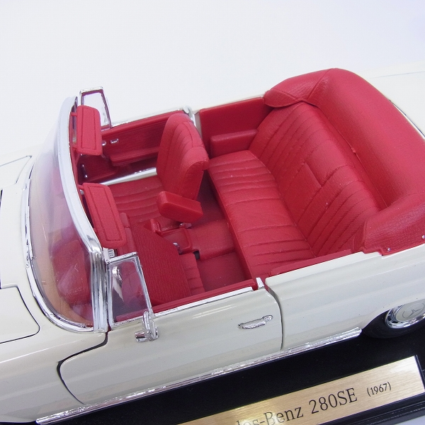 実際に弊社で買取させて頂いたMaisto/マイスト メルセデスベンツ 280SE 1967 1/18の画像 2枚目