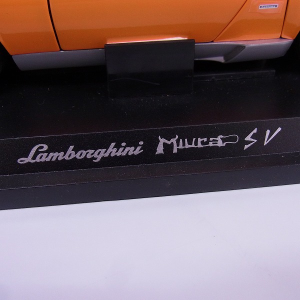 実際に弊社で買取させて頂いたKYOSHO/京商 ランボルギーニ ミウラ P400SV オレンジ 1/18の画像 2枚目