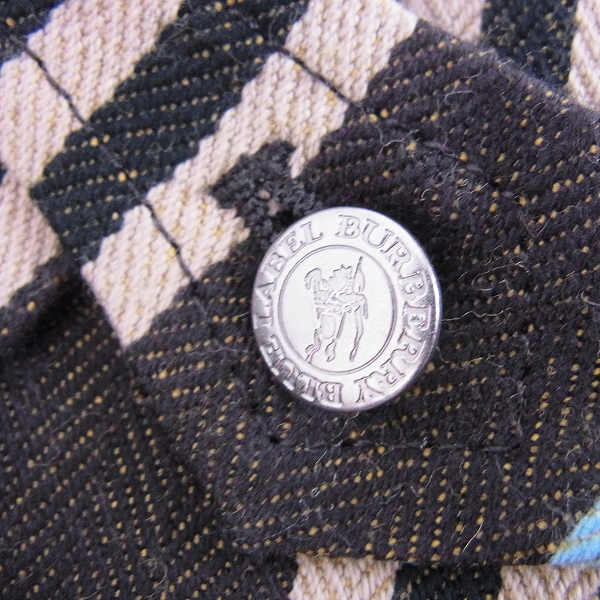 実際に弊社で買取させて頂いたBURBERRY LONDON BLUE LABEL/バーバリー ボーダーウール混スカート/38の画像 4枚目