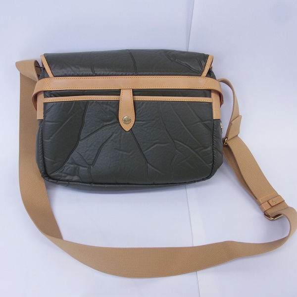 実際に弊社で買取させて頂いたHUNTING WORLD/ハンティングワールド イタリア製 バチュークロス/ショルダーバッグ の画像 1枚目