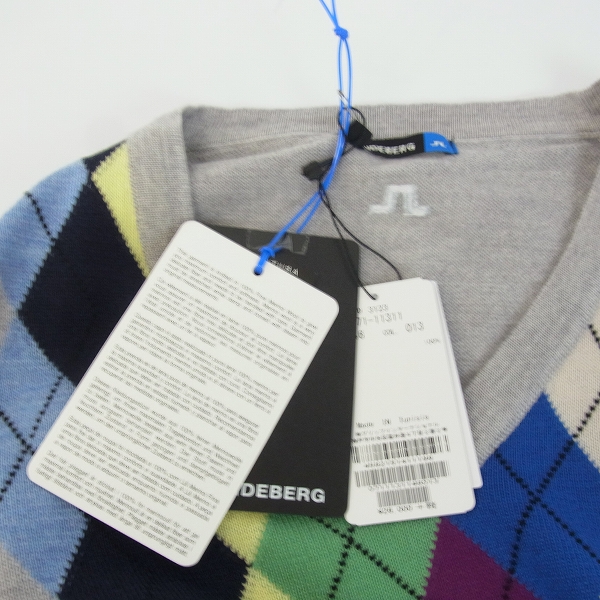実際に弊社で買取させて頂いた【未使用】J.LINDEBERG/J.リンドバーグ Vネックセーター 071-11311 46サイズ アーガイル グレーの画像 7枚目