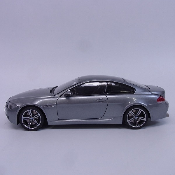 実際に弊社で買取させて頂いたKYOSHO/京商 BMW M6 クーペ 08703GR グレー 1/18の画像 2枚目