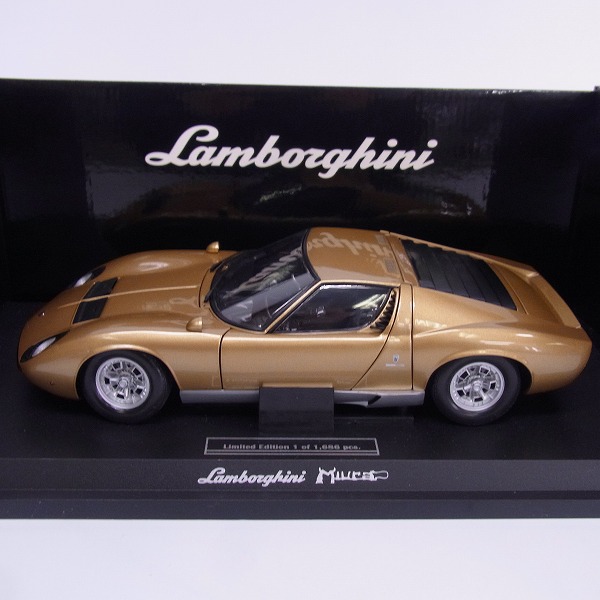 実際に弊社で買取させて頂いたKYOSHO/京商 ランボルギーニ ミウラ P400 ゴールド 1686台限定 1/18の画像 1枚目