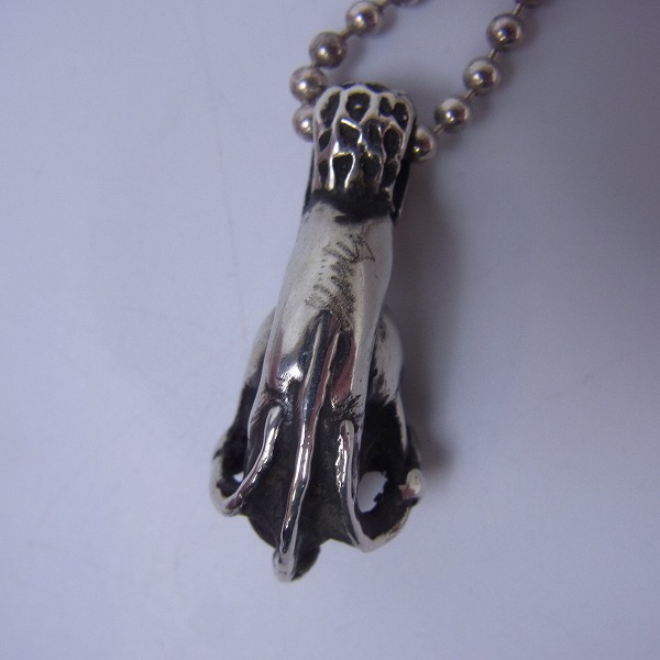 実際に弊社で買取させて頂いたSTANLEY GUESS/スタンリーゲス タロンアンダースカルペンダント ネックレスの画像 1枚目