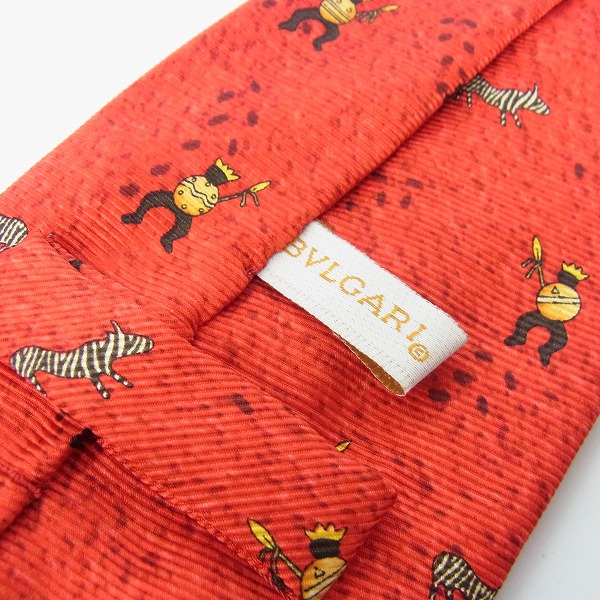 実際に弊社で買取させて頂いたBVLGARI/ブルガリ ネクタイ レッド/柄の画像 2枚目