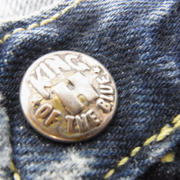 実際に弊社で買取させて頂いたBLUE BLUE/ブルーブルー リペア加工 クラッシュデニムパンツ インディゴ 31の画像 6枚目