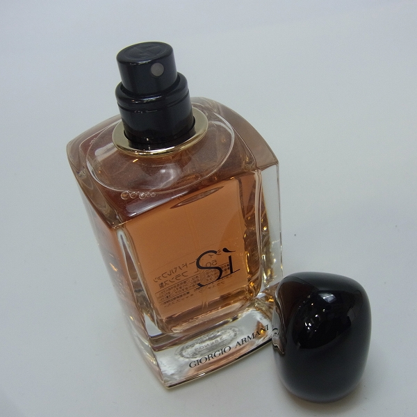 実際に弊社で買取させて頂いたGIORGIO ARMANI/ジョルジオアルマーニ Si シィ オードパルファン フランス製 50ml