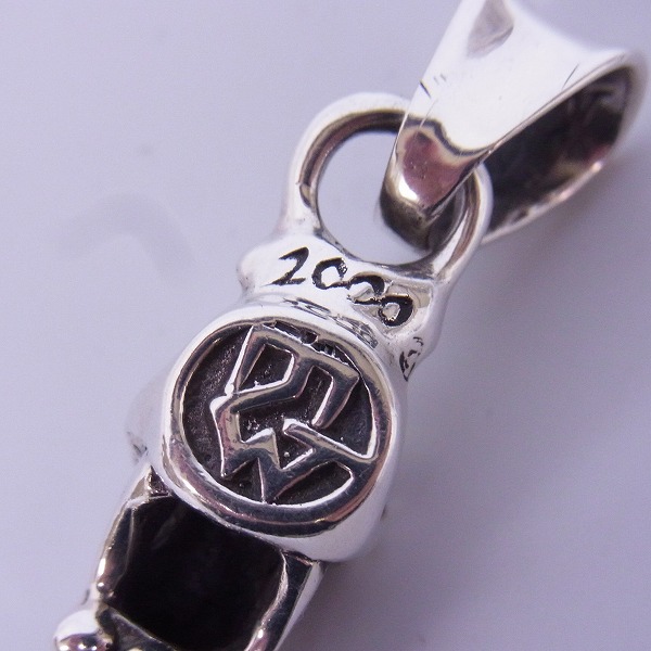 実際に弊社で買取させて頂いた【証明書付き】TRAVIS WALKER/トラヴィスワーカー スカルダガーペンダントwストーンの画像 4枚目