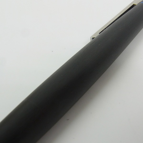 実際に弊社で買取させて頂いたLAMY/ラミー 2000 L401 4色ボールペン/筆記用具 赤/青/緑/黒の画像 1枚目