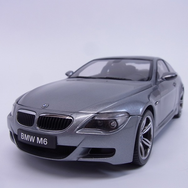 実際に弊社で買取させて頂いたKYOSHO/京商 BMW M6 クーペ 08703GR グレー 1/18