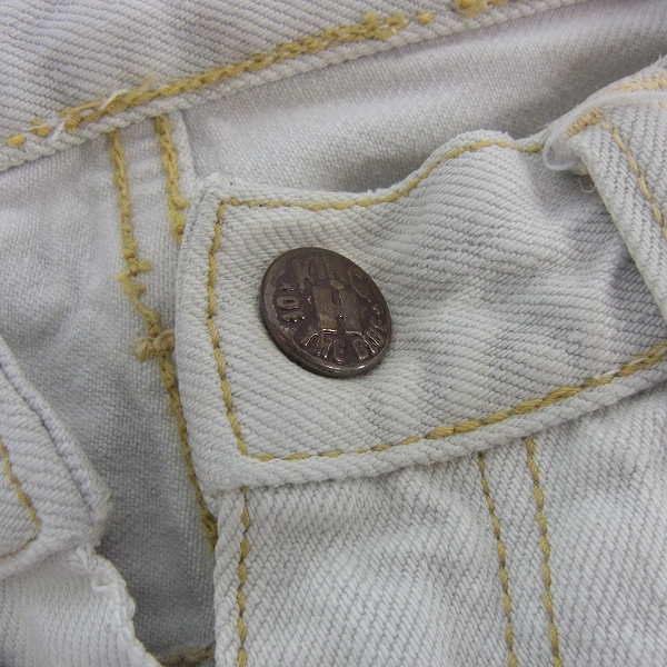 実際に弊社で買取させて頂いたBLUE BLUE/ブルーブルー リペア加工 クラッシュデニムパンツ ホワイト 31の画像 6枚目