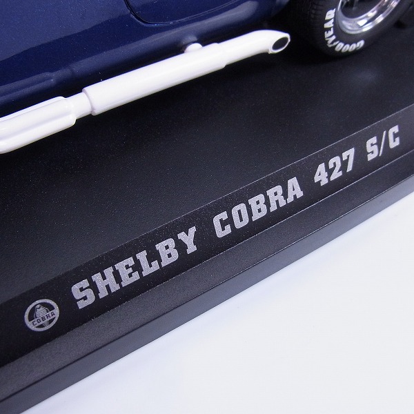 実際に弊社で買取させて頂いたKYOSHO/京商 GORGEOUS COLLECTION SHELBY COBRA コブラ 427 ブルー 1/18の画像 6枚目