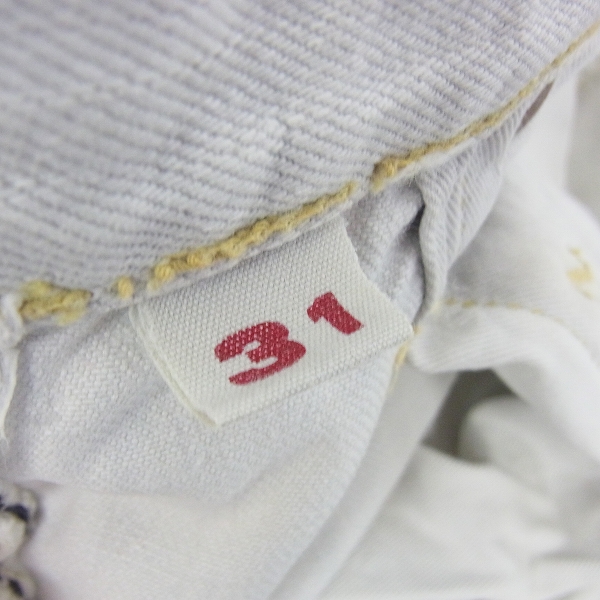 実際に弊社で買取させて頂いたBLUE BLUE/ブルーブルー リペア加工 クラッシュデニムパンツ ホワイト 31の画像 4枚目