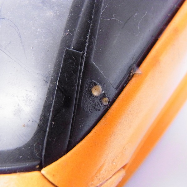 実際に弊社で買取させて頂いた【ジャンク】AUTOart/オートアート 1/18 ランボルギーニ ムルシエラゴ コンセプト オレンジの画像 7枚目