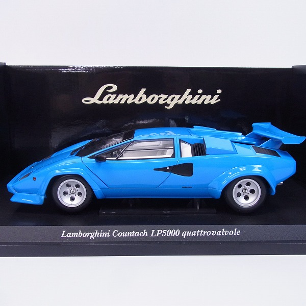 実際に弊社で買取させて頂いたKYOSHO/京商 ランボルギーニ カウンタックLP5000 quattrovalvole 08327BL ブルー 1/18の画像 1枚目