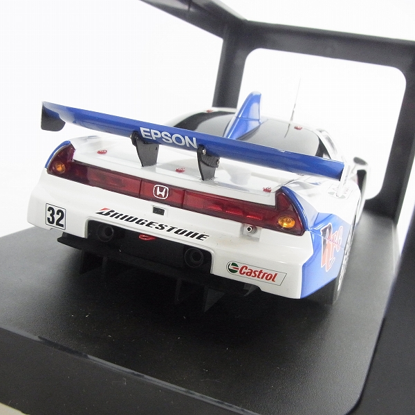 実際に弊社で買取させて頂いたAUTOart/オートアート HONDA NSX JGTC 2004 EPSON #32 1/18の画像 2枚目
