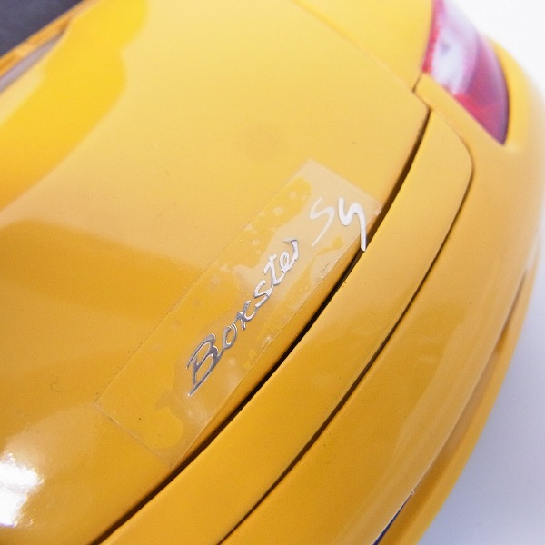 実際に弊社で買取させて頂いたKYOSHO/京商 PORSCHE BOXTER S ポルシェ ボクスター 08381Y イエロー 1/18の画像 6枚目