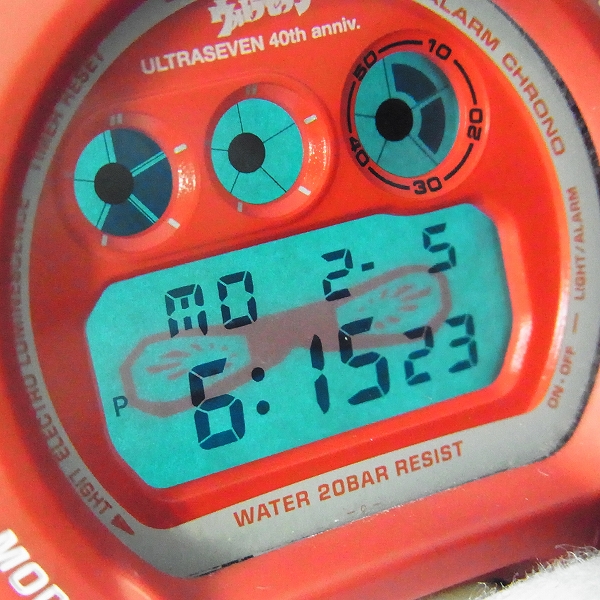 実際に弊社で買取させて頂いたG-SHOCK×ウルトラセブン×キューブリック 40周年記念モデル DW-6900FSの画像 7枚目