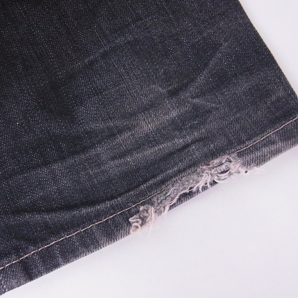 実際に弊社で買取させて頂いたNeil Barrett/ニールバレット INDIGO/ダメージ加工 イタリア製デニムパンツ 29/30 2点セットの画像 4枚目