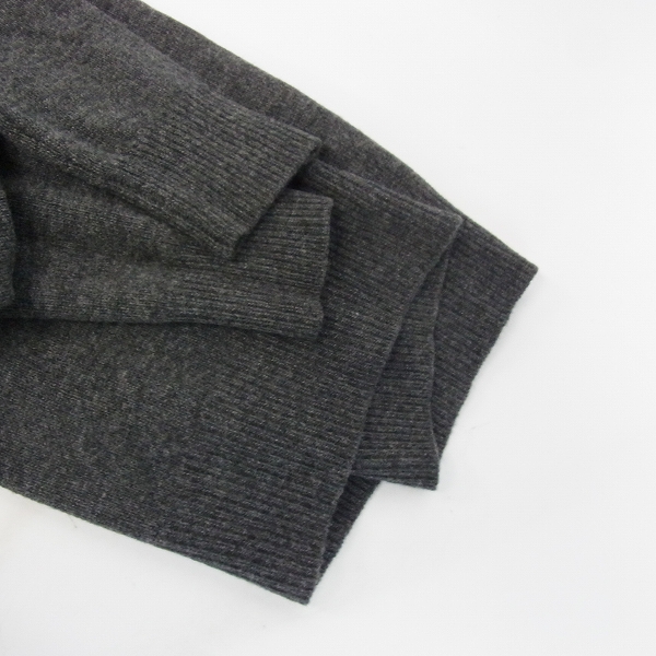 実際に弊社で買取させて頂いたGIVENCHY/ジバンシー 13AW スターワッペンウールクルーネックニット/XSの画像 5枚目