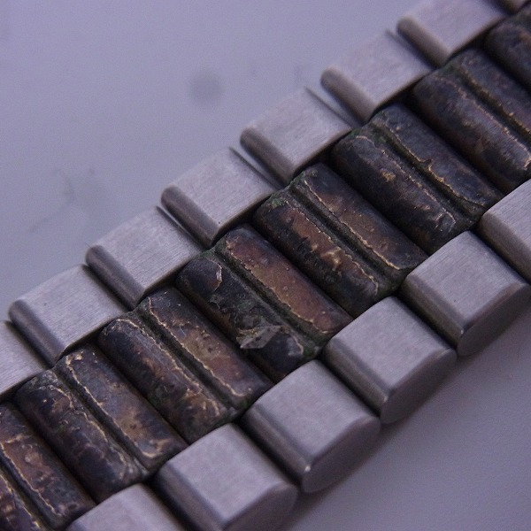 実際に弊社で買取させて頂いたTAG Heuer/タグホイヤー Professional/プロフェッショナル 200METERS クォーツ/ウォッチ【動作未確認】の画像 4枚目