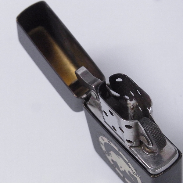 実際に弊社で買取させて頂いたZIPPO/ジッポー HUNTING WORLD/ハンティングワールド  マット加工 2000年製の画像 3枚目
