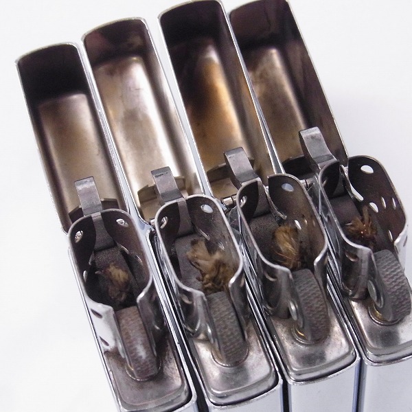 実際に弊社で買取させて頂いたZIPPO/ジッポー HUNTING WORLD/ハンティングワールド 鏡面加工 98/00/02/01年製 4点セット の画像 4枚目