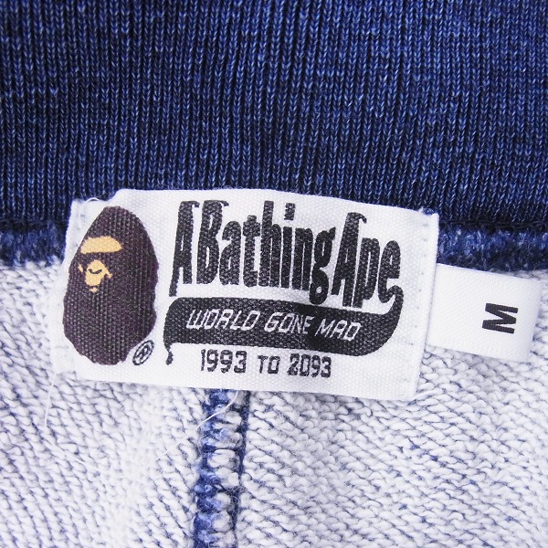 実際に弊社で買取させて頂いたA BATHING APE/アベイシングエイプ シャーク カウズ kaws パンツ ハーフパンツ/Mの画像 2枚目