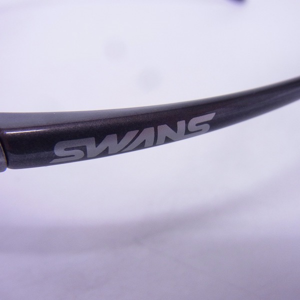 実際に弊社で買取させて頂いたSWANS/スワンズ 偏光スモーク サングラス/スポーツサングラス SA-601の画像 3枚目