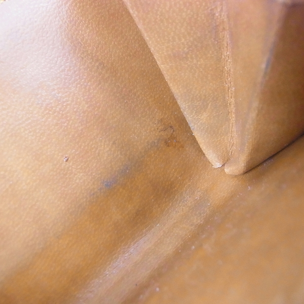 実際に弊社で買取させて頂いたHUNTING WORLD/ハンティングワールド 小銭入れ 財布の画像 5枚目