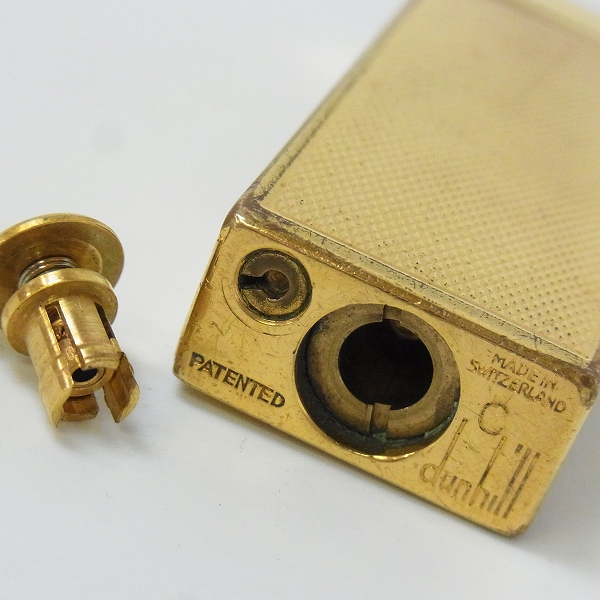 実際に弊社で買取させて頂いたDunhill/ダンヒル ローラー ガスライター バーレイカット/ゴールドの画像 2枚目