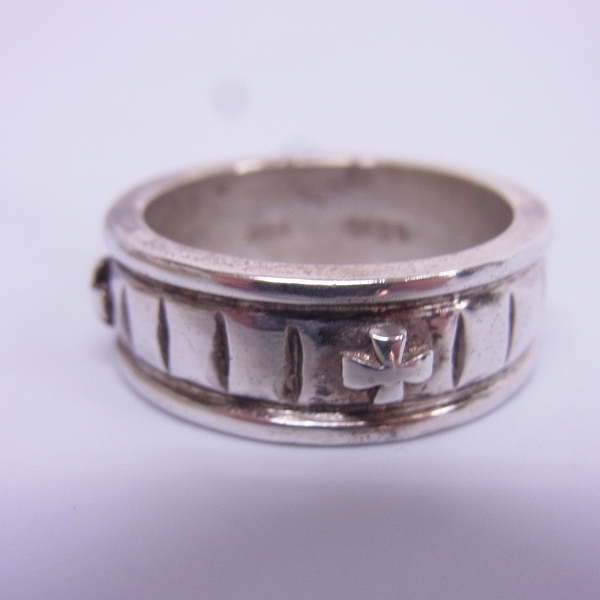 実際に弊社で買取させて頂いたLoree Rodkin/ローリーロドキン 4クロス リング 22.5号