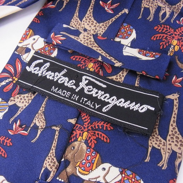 実際に弊社で買取させて頂いたdunhill/ダンヒル他 ネクタイ 象/キリン柄等 10本セットの画像 1枚目