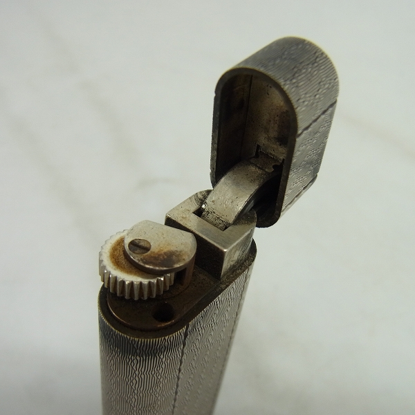 実際に弊社で買取させて頂いたCARTIER/カルティエ ガスライター シルバー ケース付きの画像 4枚目