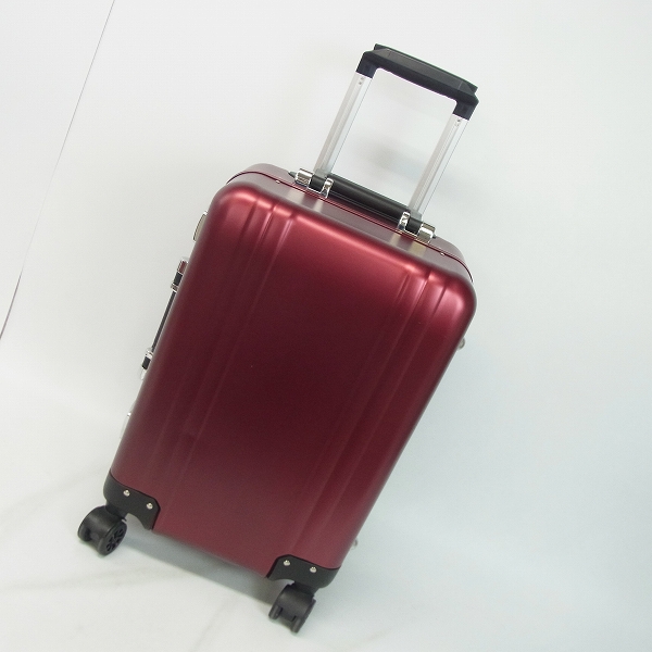 実際に弊社で買取させて頂いたZERO HALLIBURTON/ゼロハリバートン 4輪 トローリー/キャリー アルミニウム 19inch 31ℓ/ZRC19-RD/94063-10/カバー付