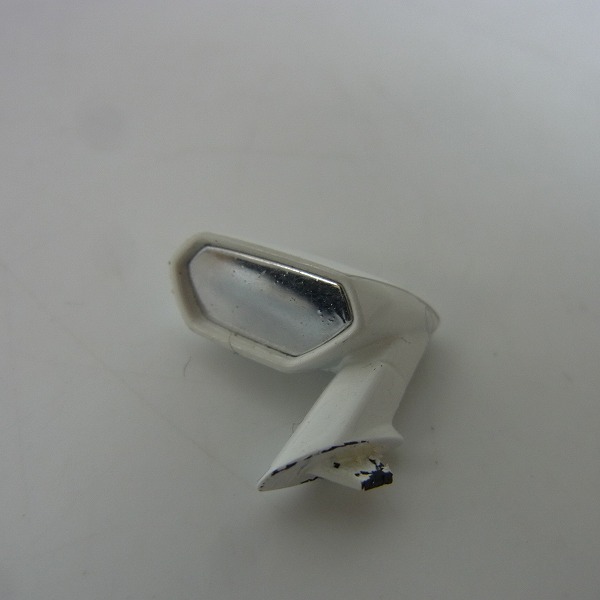 実際に弊社で買取させて頂いた【難有】KYOSHO/京商 Lamborghini Huracan ランボルギーニ ウラカン 1/18 ミニカー 白の画像 5枚目