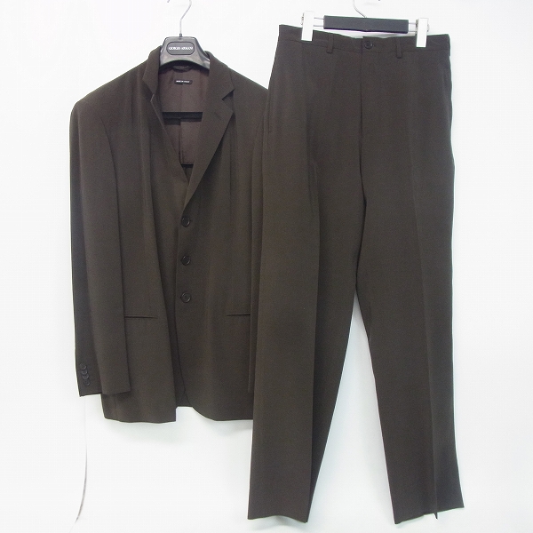 実際に弊社で買取させて頂いたGIORGIO ARMANI/ジョルジオアルマーニ VESTIMENTA SPA セットアップ3Bスーツ 茶