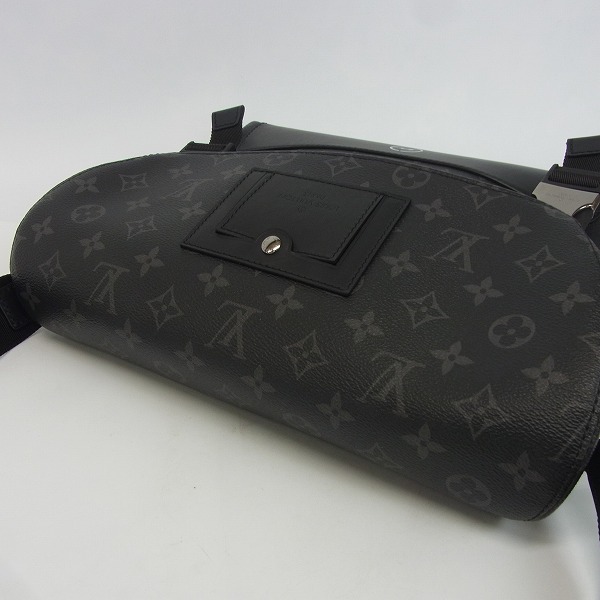 実際に弊社で買取させて頂いたLouis Vuitton×fragment design 限定 モノグラム・エクリプス メッセンジャー・ヴォワヤージュPM M40511の画像 2枚目