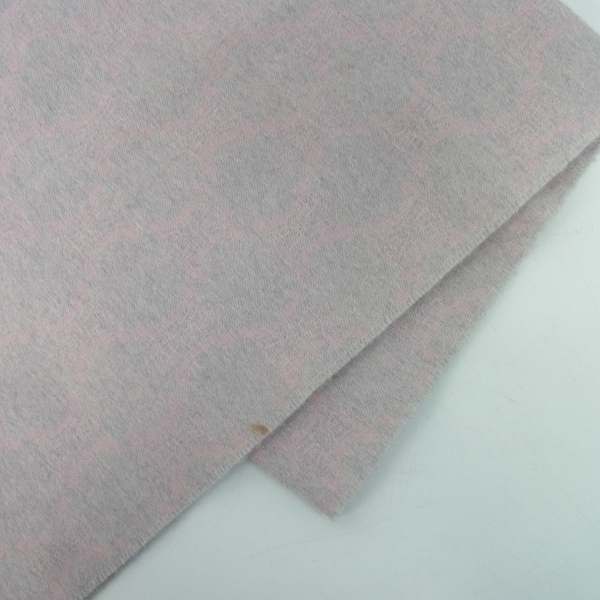 実際に弊社で買取させて頂いたCELINE/セリーヌ ロゴ総柄/フリンジ ウールマフラーの画像 3枚目