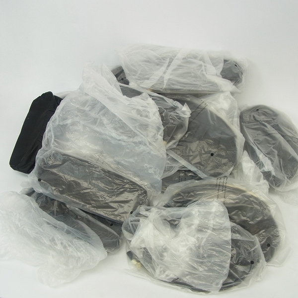 実際に弊社で買取させて頂いたChristian Dior クリスチャンディオール ポーチ 化粧/コスメポーチ /10点↑セットの画像 1枚目