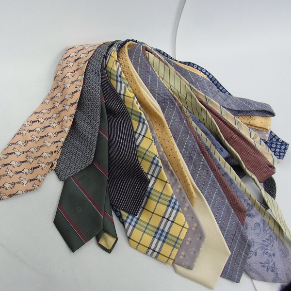 実際に弊社で買取させて頂いたLOUIS VUITTON/ルイヴィトン/Christian Dior/ディオール/BURBERRY/バーバリー 等 ネクタイ 10点以上まとめ