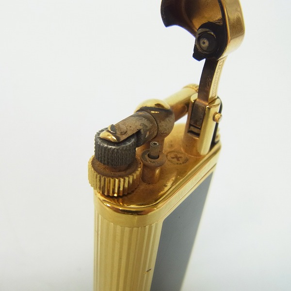 実際に弊社で買取させて頂いたdunhill/ダンヒル UNIQUE/ユニーク イングランド ガスライター ゴールド/ブラックの画像 2枚目