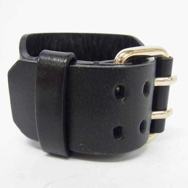 実際に弊社で買取させて頂いたGIVENCHY/ジバンシー カウレザー バックルブレスレットの画像 1枚目