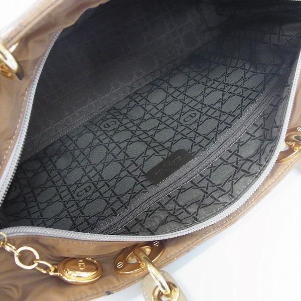 実際に弊社で買取させて頂いたChristian Dior/クリスチャンディオール ハンドバッグ/チャーム付の画像 4枚目