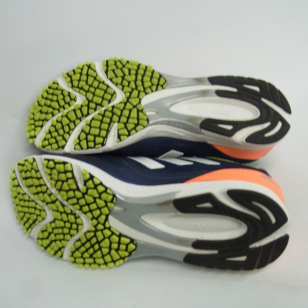 実際に弊社で買取させて頂いたadidas/アディダス adiZERO feather RK2 ランニングシューズ BB6444/24.5の画像 2枚目