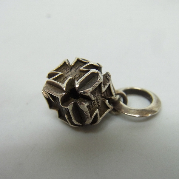 実際に弊社で買取させて頂いたDEAL DESIGN/ディールデザイン キューブクロスペンダントトップ