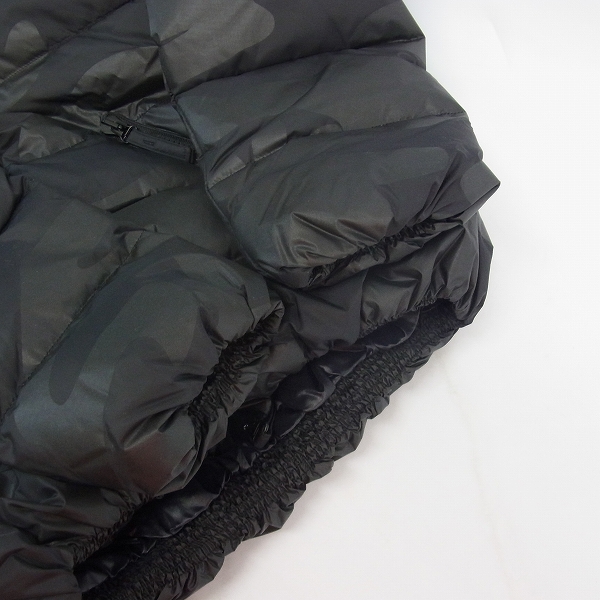 実際に弊社で買取させて頂いたHYDROGEN×DUVETICA/ハイドロゲン×デュベティカ ブラックカモ ダウンジャケット 21D004/50の画像 7枚目